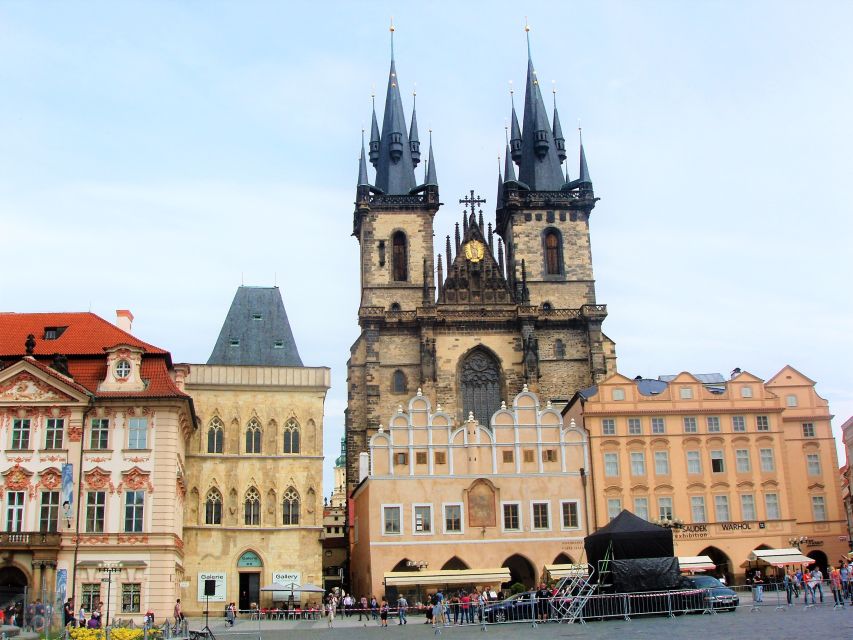 Prague: Tailored Sightseeing Tour in French - Meeting at Your Hotel or Central Squares: The Fastest Way to Start
