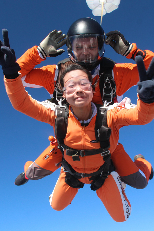 Prague: Tandem Skydiving 14,000ft over Prague with Transfers - Key things that make this Prague tandem jump worth your attention