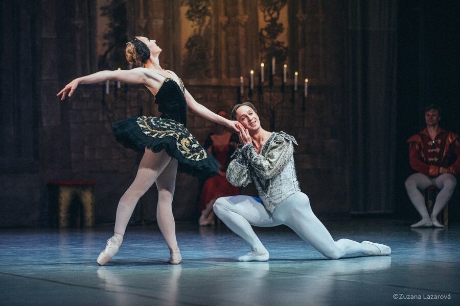 Prague: The Best of Swan Lake Ballet Tickets - Selected Scenes, Complete Story: What the 105 Minutes Covers