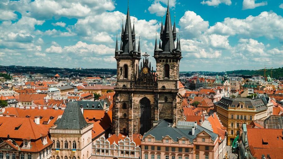 Prague: Top Sights and Historic Center Introduction Tour - Old Town Square and the Astronomical Clock, learning to read the show