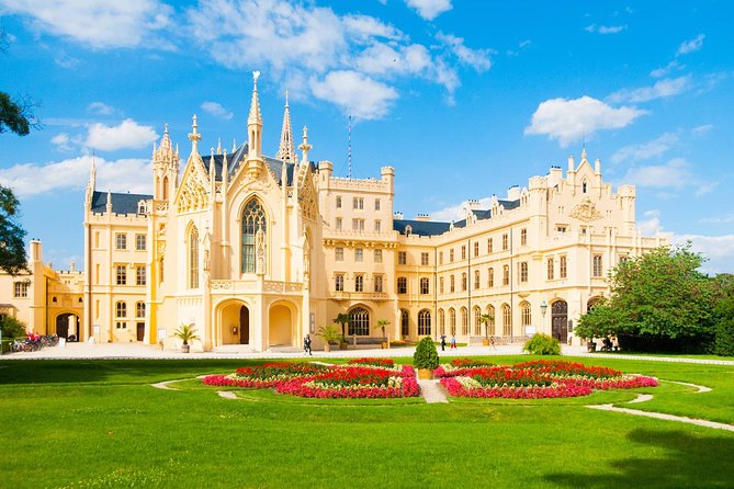 Prague-Vienna One-Way Sightseeing Day Tour - The pace, guide style, and comfort details that actually matter