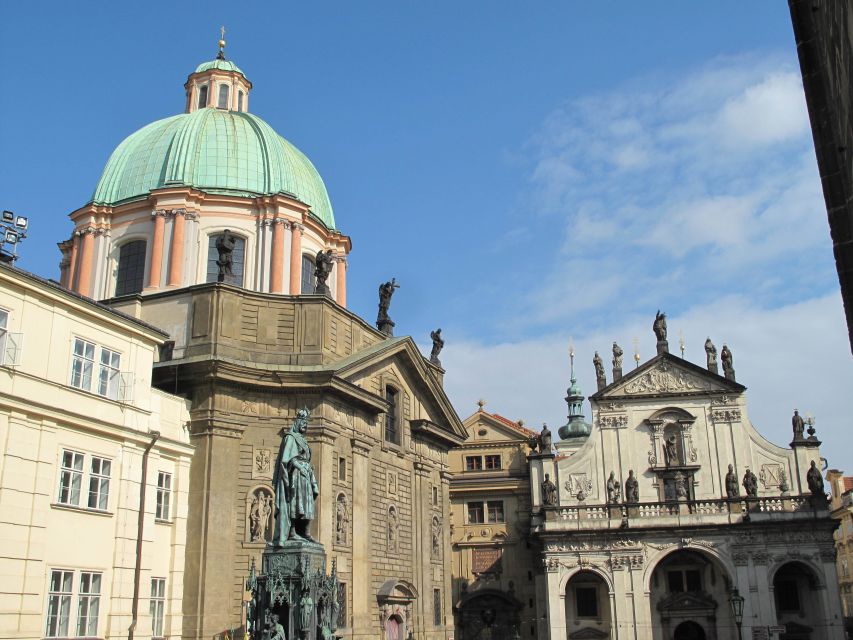 Prague: Vintage Car Ride and Walking Tour - Who This Tour Is Best For