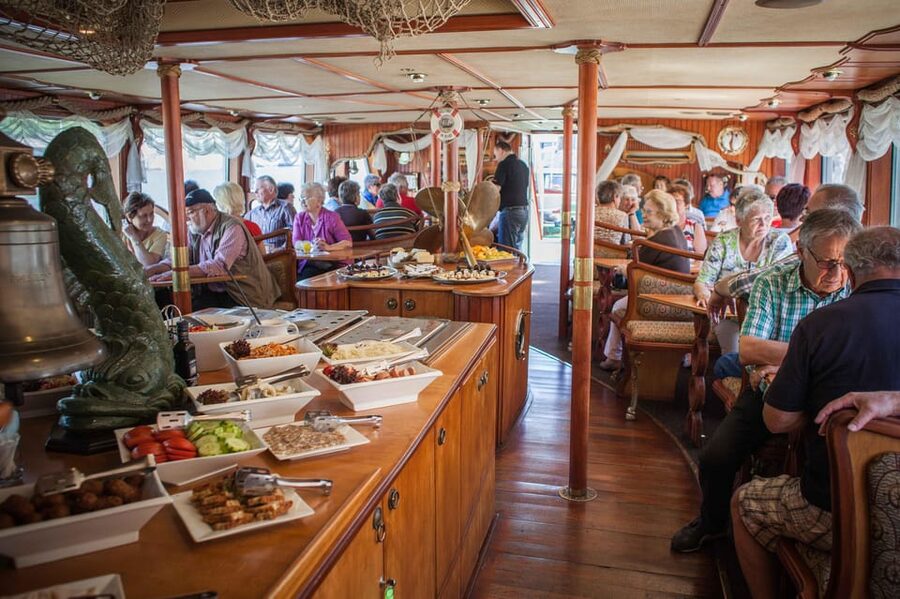 Prague: Vltava River Evening Dinner Cruise - Who should book this cruise (and who should skip it)
