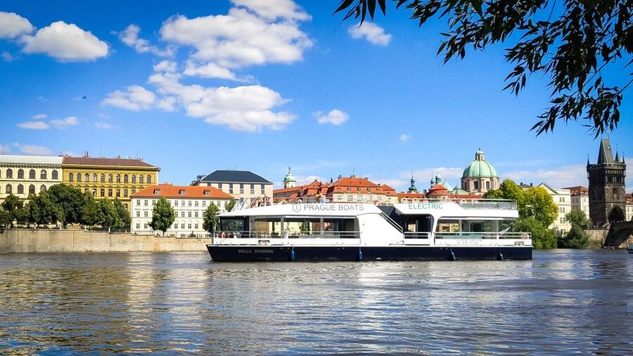 Prague: Vltava River Sightseeing Cruise - Who Should Book This Cruise, And Who Might Skip It