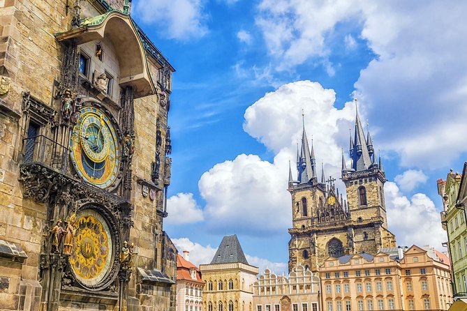 Prague Walking Tour 2,5h (Old Town, Jewish Quarter and Charles bridge) - Why This 2.5-Hour Old Town and Jewish Quarter Walk Works
