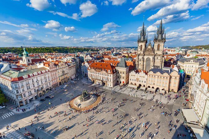 Prague Walking Tour 2,5h (Old Town, Jewish Quarter and Charles bridge) - Jewish Quarter Focus: Spanish Synagogue Area, Exteriors, and the Old Cemetery