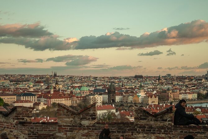 Prague Walking Tour in German: Old Town and Prague Castle - What the Best Guides Do: Clarity, Humor, and Real Q&A