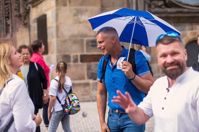 Prague Walking Tour of Old Town, Charles Bridge and Prague Castle - Old Town Square and the Astronomical Clock, more than a quick photo