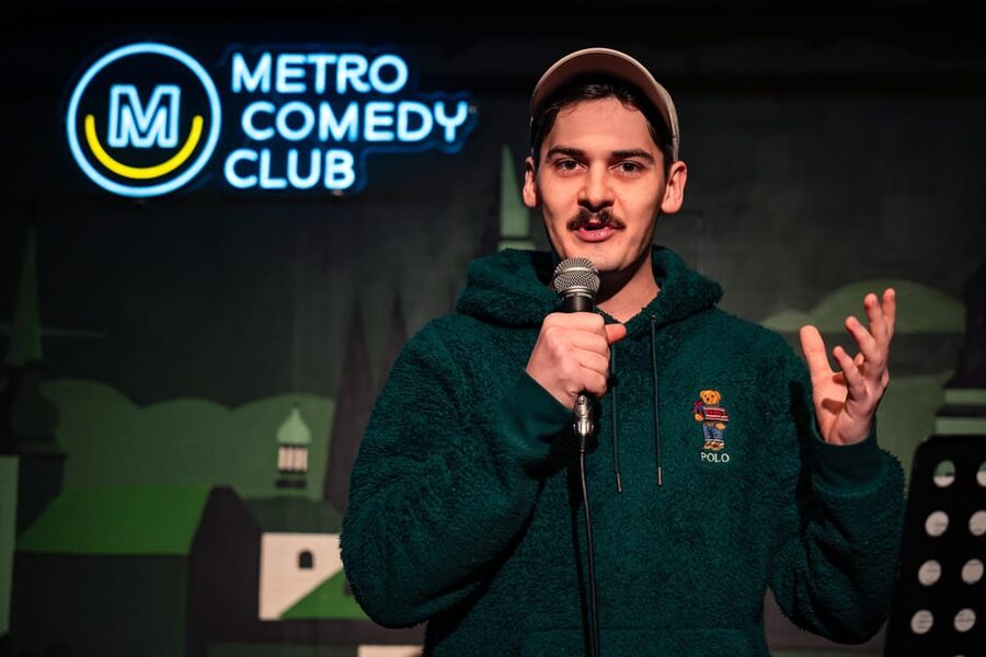 Prague: Wednesday Stand-Up Comedy in English - Metro Comedy Club: Finding the Right Spot in Prague’s Malá Strana
