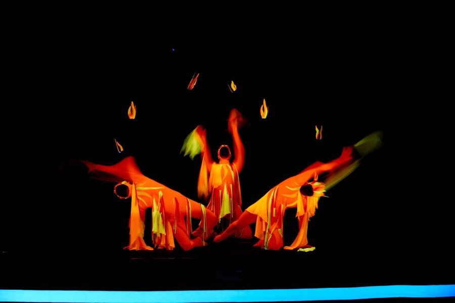 Prague: WOW Show Black Light Theater - Rules that matter: cameras, photos, and keeping the magic intact