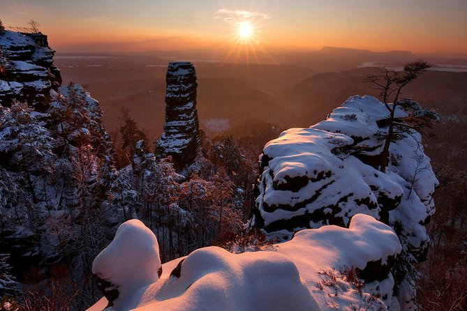 Pravcicka Gate & Bastei Bridge Winter National Park Tour from Prague - Winter walking reality check: what the itinerary turns into on your body