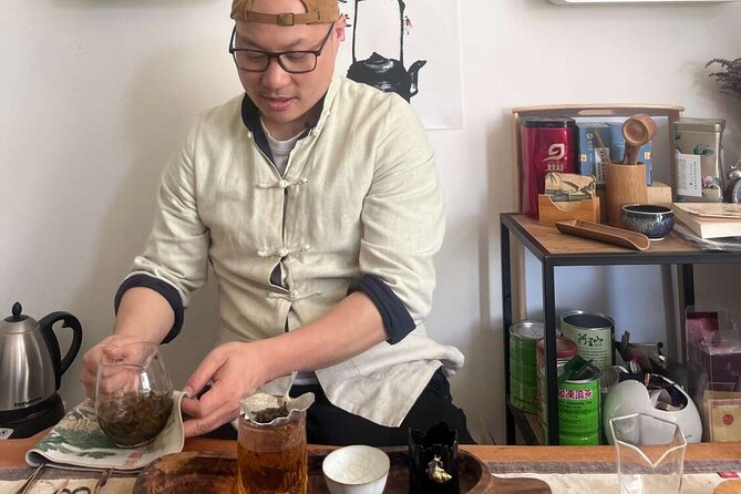 Private Authentic Tea Experience in Prague - Meet Lu at the Madridská Address in Vršovice