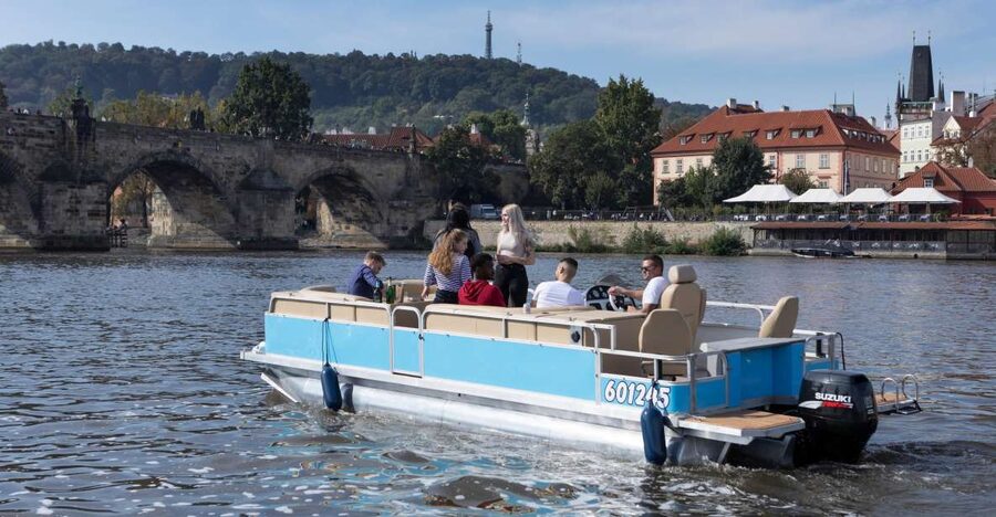 Private Boat Cruise With Unlimited Prosecco - The “1 Hour, Unlimited Drinks” Value That Works in Prague