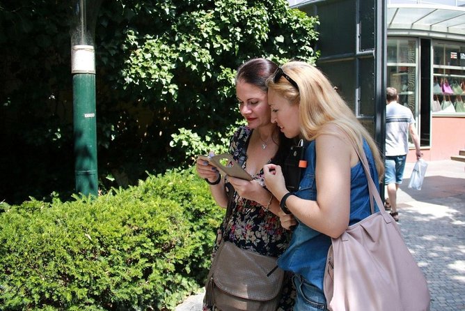 Private city discovery tour - A Historical Treasure Hunt - Perfect fit for families, couples, and teams