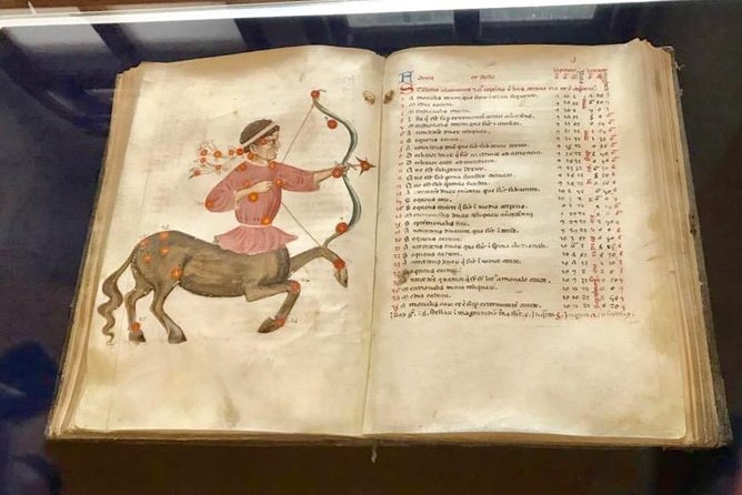 Private Custom Tour of Strahov Library and Prague - After the library, Prague Castle and cathedral stops in real-world time