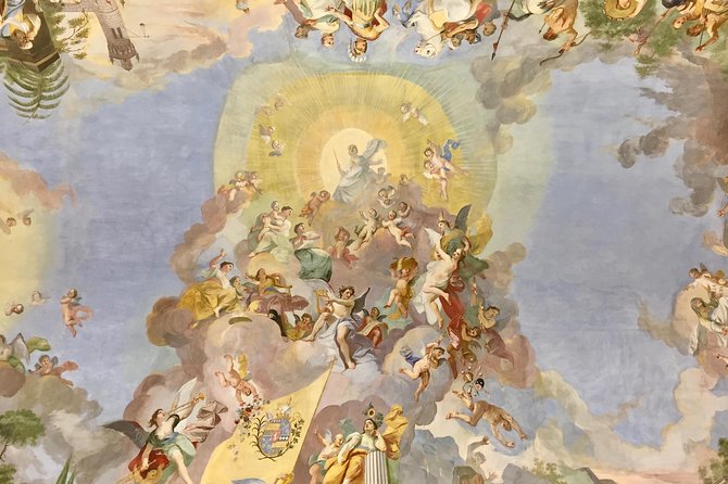 Private Custom Tour of Strahov Library and Prague - Practical details that affect your comfort on the day