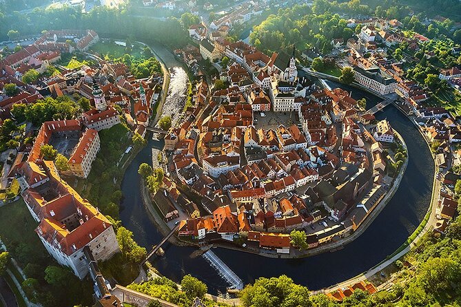 Private Day Trip from Prague to Cesky Krumlov - Why a Prague to Český Krumlov private day trip feels easier