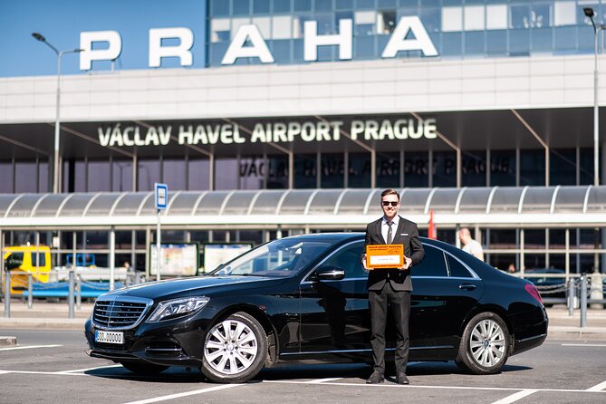 Private Departure Transfer: Prague Airport - Timing in Prague: the waiting window and recommended pickup timing