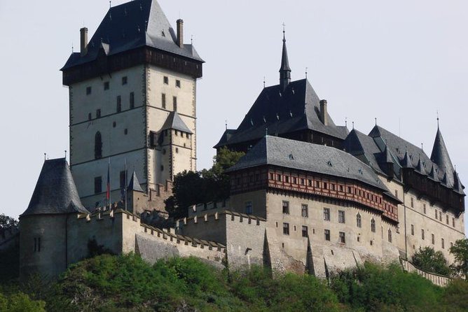 Private Full-Day Tour Karlstejn Castle and Crystal Glassworks from Prague - Lunch by the Castle: Simple, Good, and Well Timed