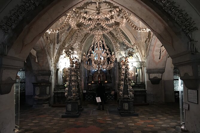 Private Guided Tour Prague to UNESCO Kutna Hora with Transfers - Gothic Stone Fountain and Street Time: Small Stops, Good Breathing Room