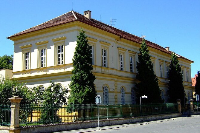 Private Half-Day Tour From Prague To Terezín Concentration Camp - Crematorium stop: the last beat of a brutal timeline