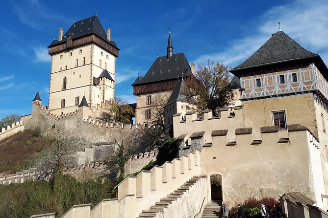 Private Half-Day Trip From Prague to Karlstejn Castle - How the private ride from Prague sets the tone