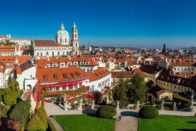 Private Lesser Town tour - Historical Treasure Hunt - The remote guide: helpful hints without killing the fun