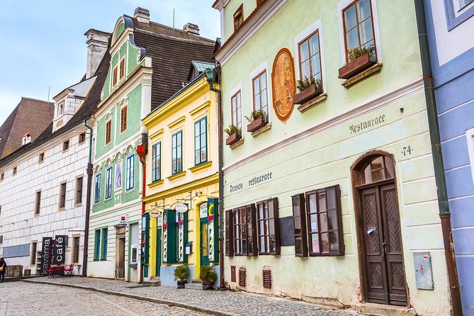 Private Luxury Transfer to Cesky Krumlov from Prague - Arrival in Cesky Krumlov: Why the Start Matters