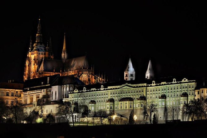 Private Photography Tour of Prague by Night - Hotel Pickup and the 8:00 pm Start That Sets the Mood