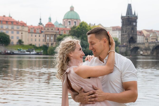 Private Photoshoot Tour in Prague - Pricing and Value, Up to Five People for $168.20