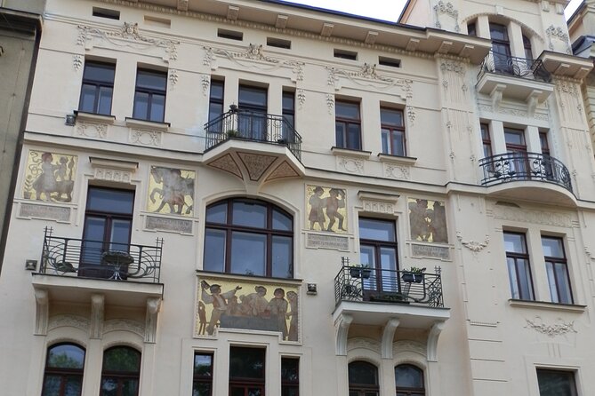 Private Prague Art Nouveau and Cubism Walking Tour - Stop 2, Obecní dům and the Iconic Face of Prague Art Nouveau