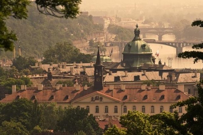 Private Prague Castle and Castle District Tour - Strahov Monastery and Brewery: Why This Stop Matters