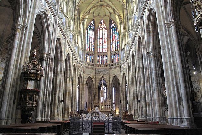 Private Prague Castle Tour with a Czech Guide, meet up at hotel - St. Vitus Cathedral: 1000 year context in a short visit