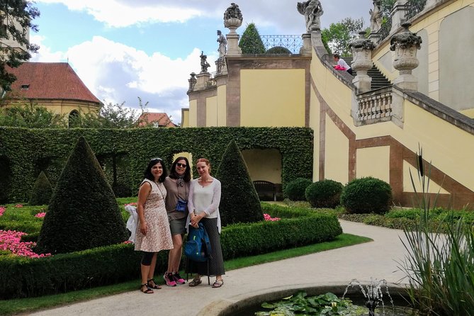 Private Prague Renaissance & Baroque Gardens Walking Tour - Wallenstein Garden (Waldstein Garden): grottoes, myth heroes, and albino peacocks