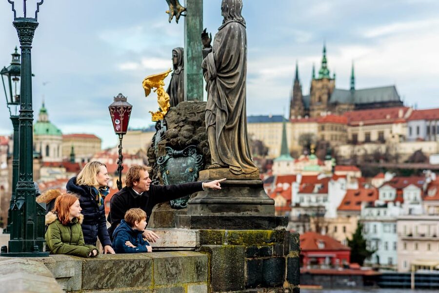 Private Prague Sunrise Photoshoot + Walking Tour - Editing and delivery: what you get after 4 business days