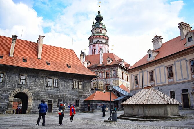 Private Romantic Whispers of Český Krumlov - Why This Private Romantic Walk Hits Right At Two Hours