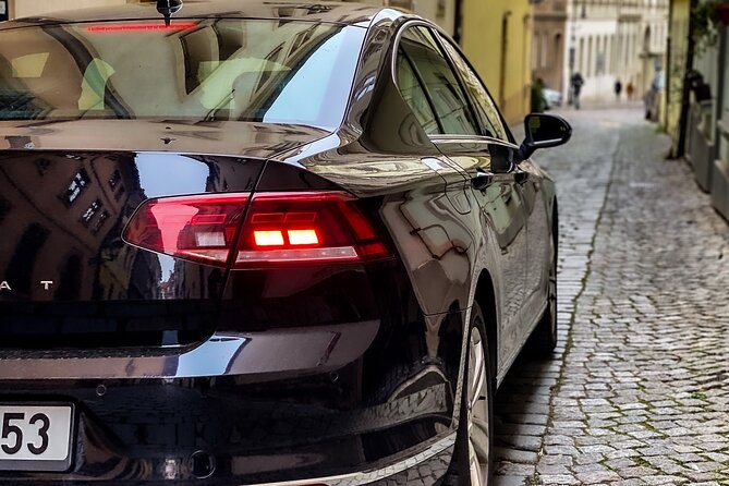 Private ROUND-TRIP (FROM and TO the AIRPORT) by LIMOUSINE 3+1pax - How This Private Airport Transfer Works in Real Life