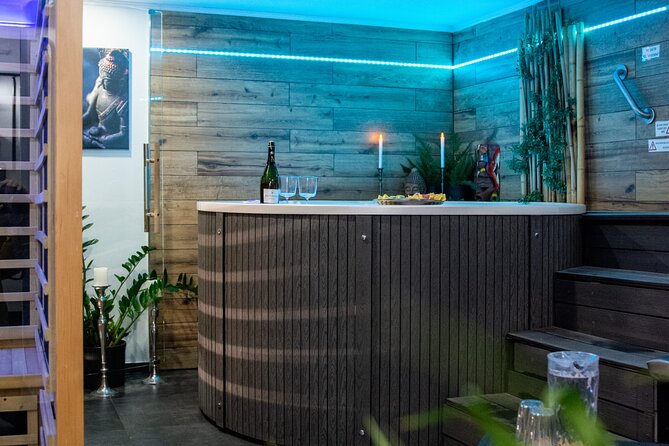 Private Spa with Jacuzzi and Sauna - BLACK ZONE - Saunas That Mean Business, Without the Crowds