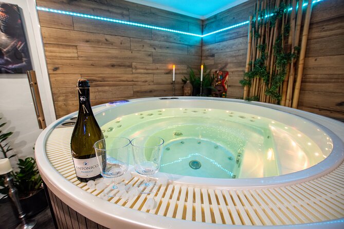 Private Spa with Jacuzzi and Sauna - BLACK ZONE - Music, Lighting, and Cleanliness: Small Details With Big Impact