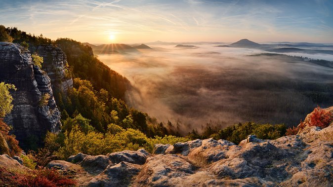 Private Tour to Czech-Saxon Switzerland National Park - Pravcicka brana and Sokoli hnizdo: a sandstone gate with a view payoff