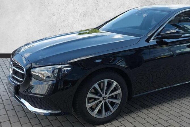 Private Transfer from Prague Airport to Prague City Hotels 1 - 3 pax - The 30-minute drive, how to think about timing and comfort