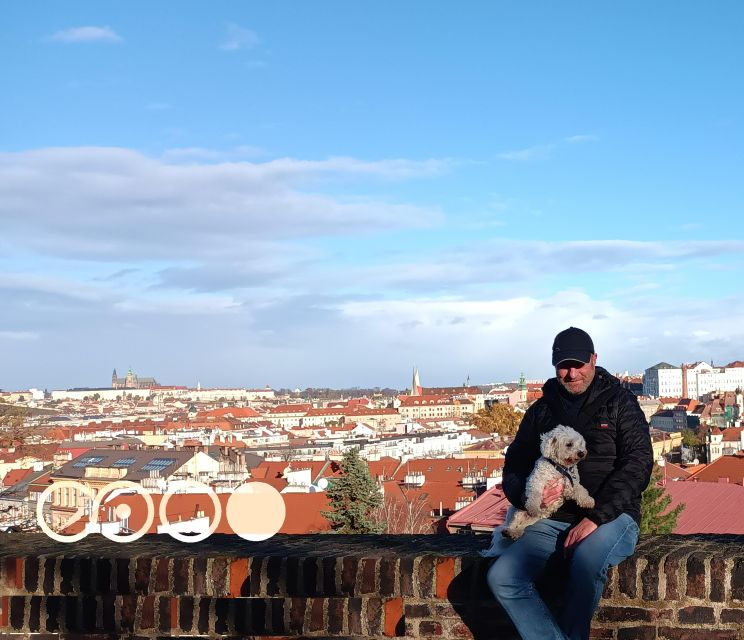 Real life in Prague - Easy Walk from Vysehrad to Vyton - Tea and grandma-style pastry: the included break that actually matters