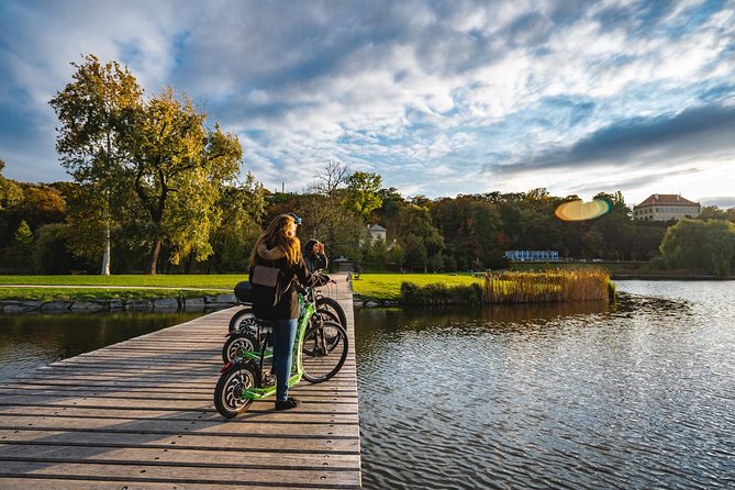 Rent your E-Scooter Hugo Bike in Prague! - What the private format changes for you