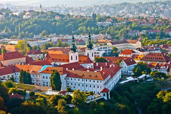 Saint Vitus Cathedral and Hidden Gems of Prague Castle - A 9:00 start that helps you beat the Prague Castle crunch