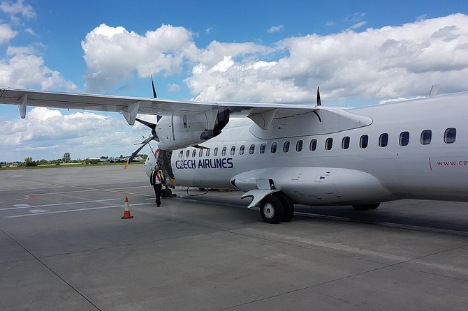 Shared Departure Transfer: Prague Hotel to Prague Airport - Key points before you book