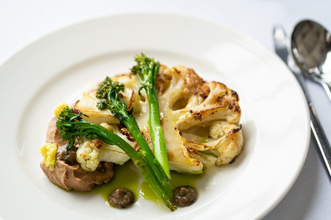 Sinatra Tribute Show and Dinner Experience in Manes - The 3-course dinner: Prague 1930s flavors, with a clear menu