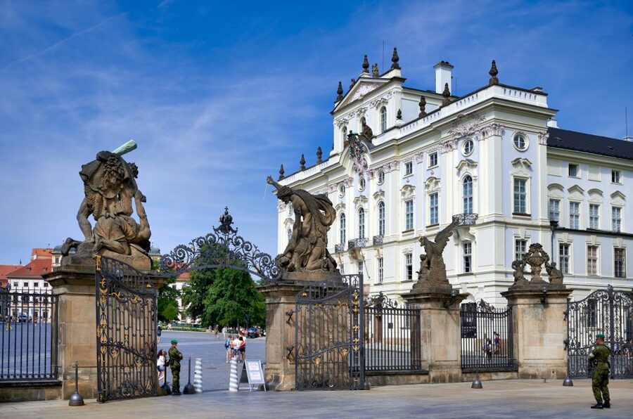 Skip-the-line Lobkowicz Palace Private Tour & Concert - Meeting point and getting oriented: Malá Strana start