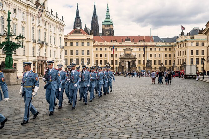 Skip the Line: Prague Castle Ticket and Introductory Overview - The 20-minute English intro: the part that pays off