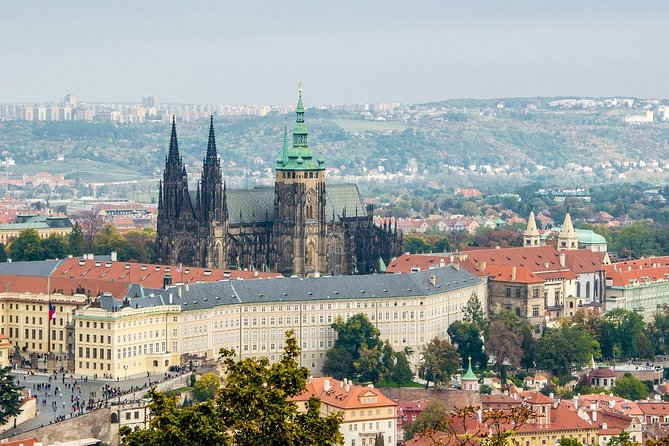 Small-Group Tour of Prague Castle with a local guide - Why this Prague Castle tour feels different from a rush-hour visit