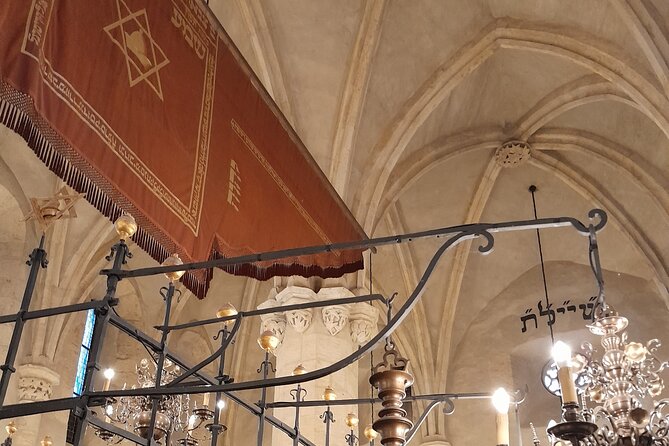 Small-Group Tour through the History of Jewish Prague - Stop 2, Maisel Synagogue and the long arc of Bohemian Jewish life